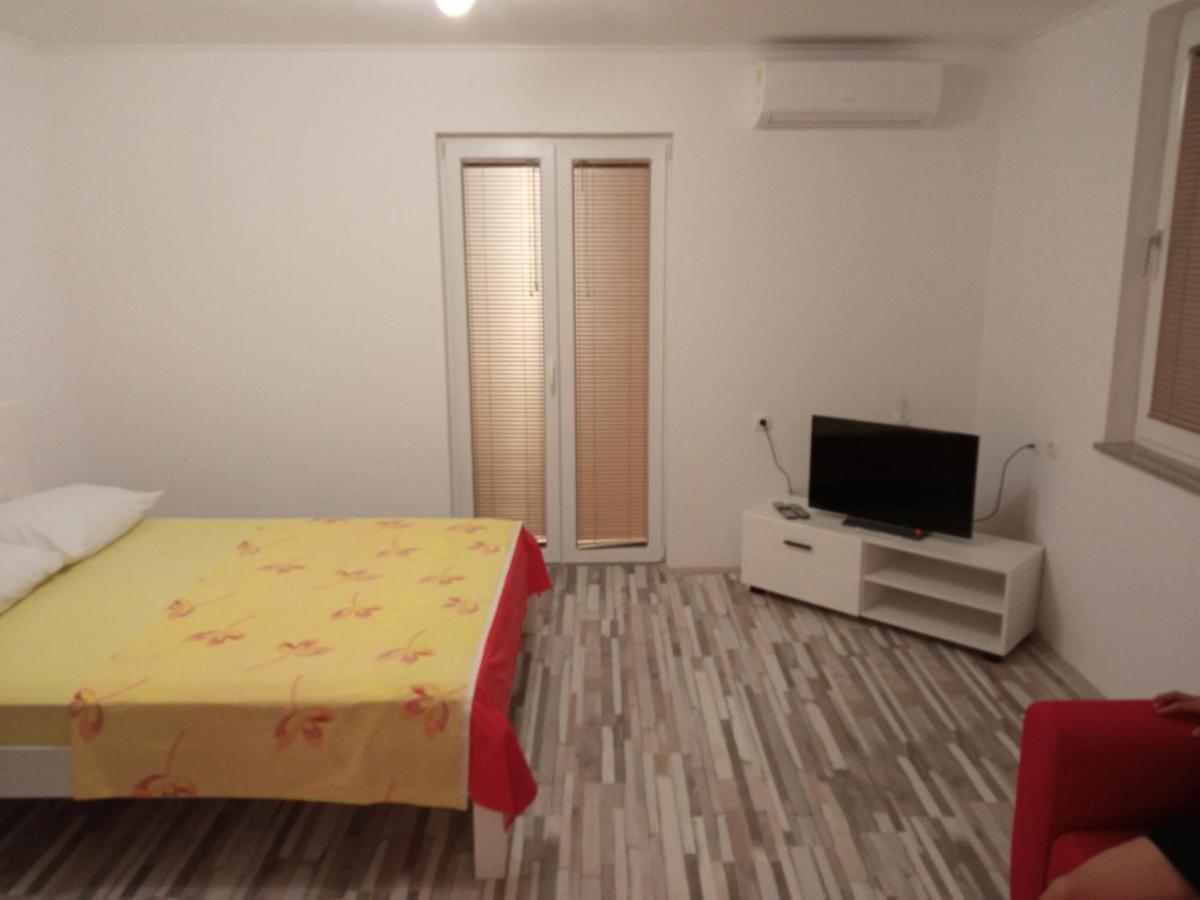 Studio Apartman Matkovic Imotski Zewnętrze zdjęcie
